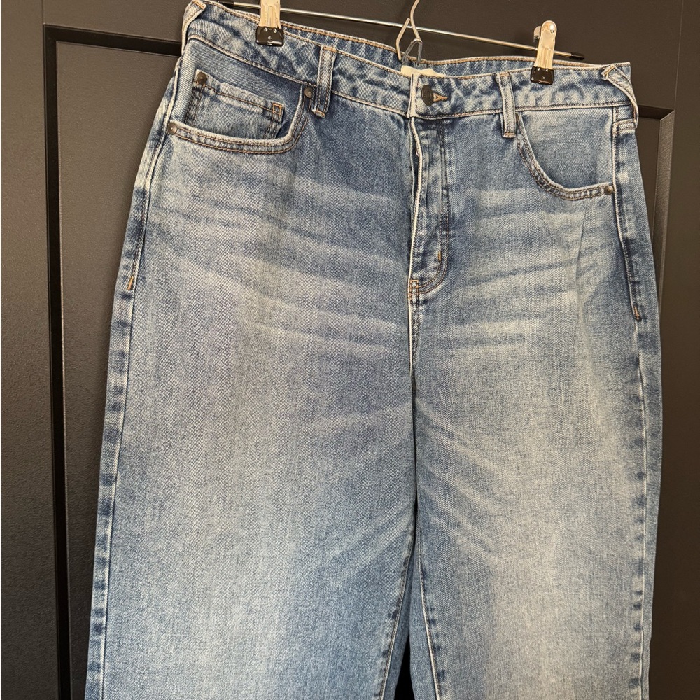 Cleo + Wolf High rise Jeans